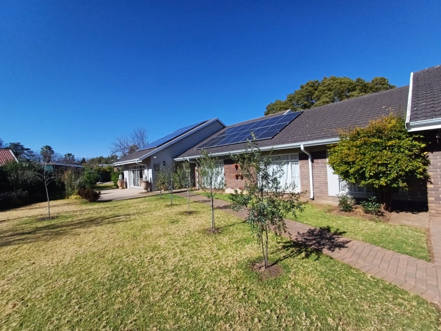 4 Bedroom Property for Sale in Flamwood North West